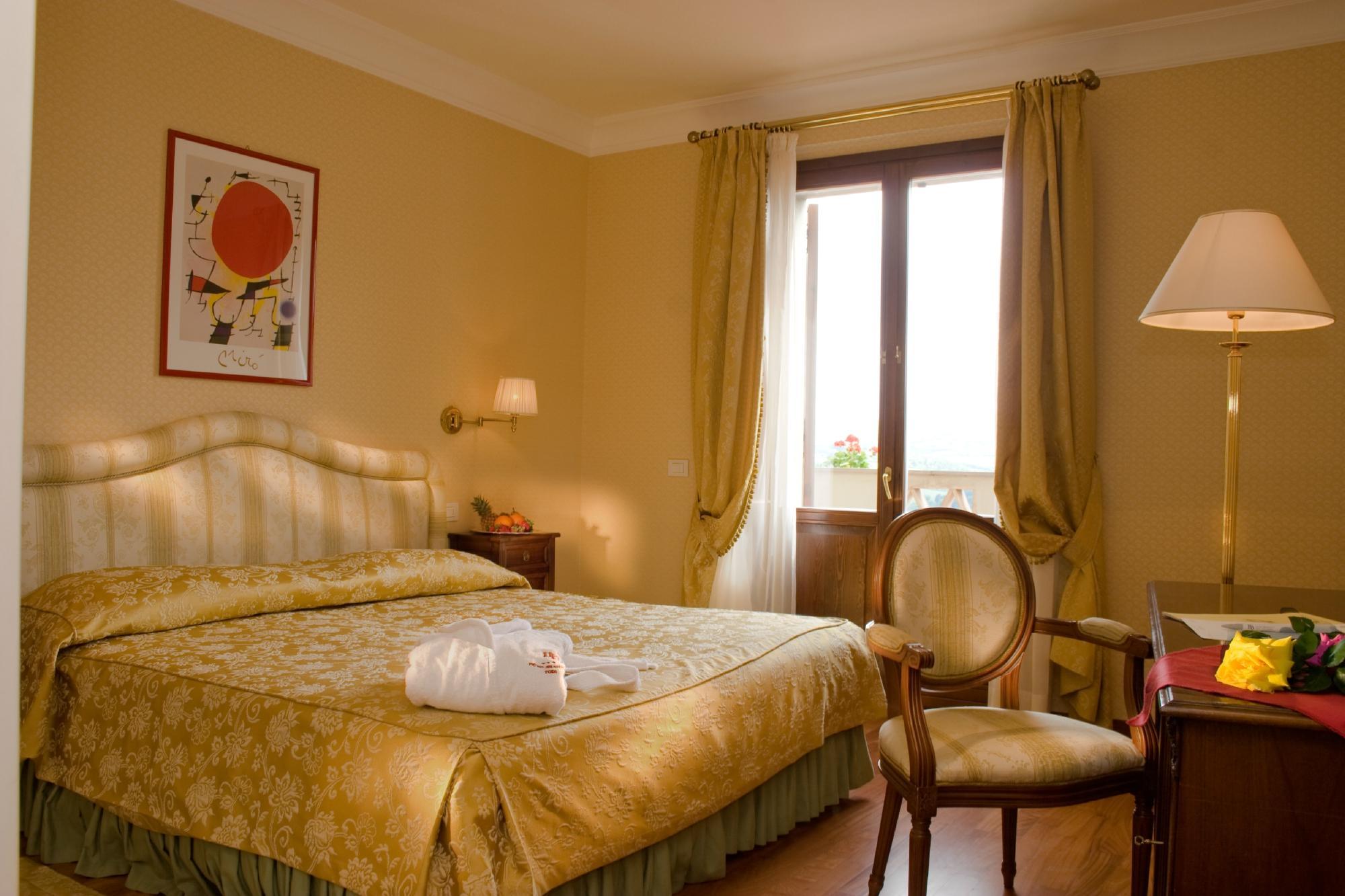 Hotel Bramante Todi Eksteriør billede