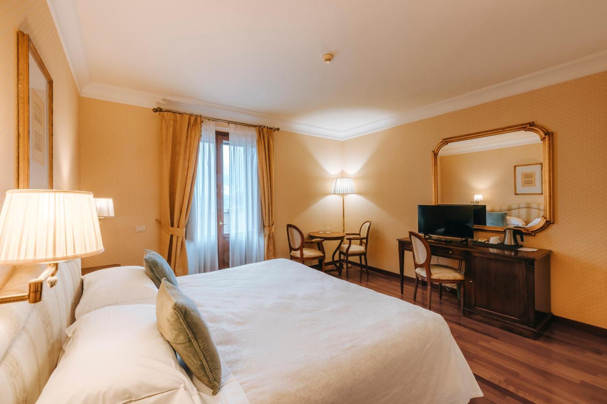 Hotel Bramante Todi Eksteriør billede