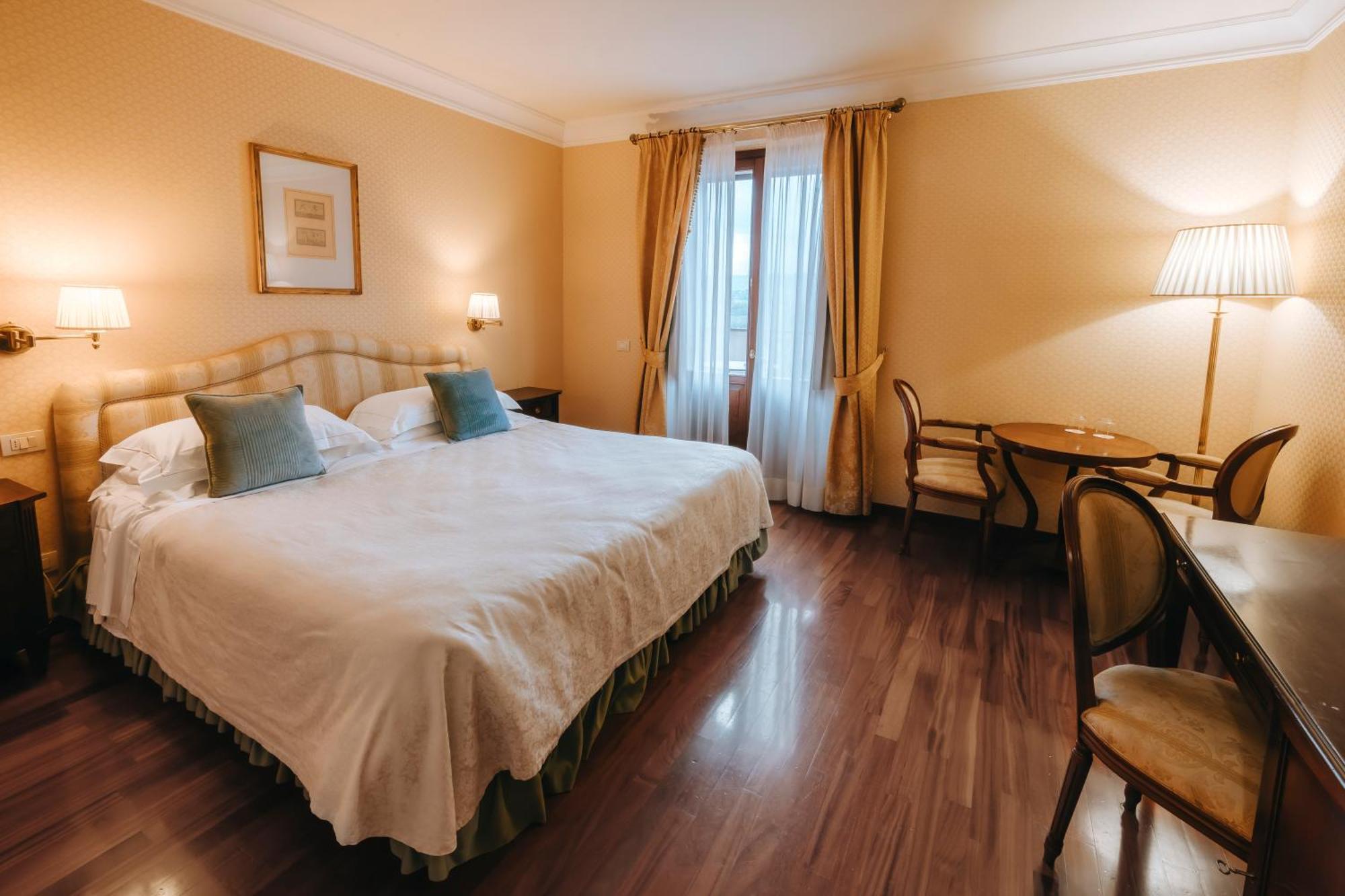 Hotel Bramante Todi Eksteriør billede
