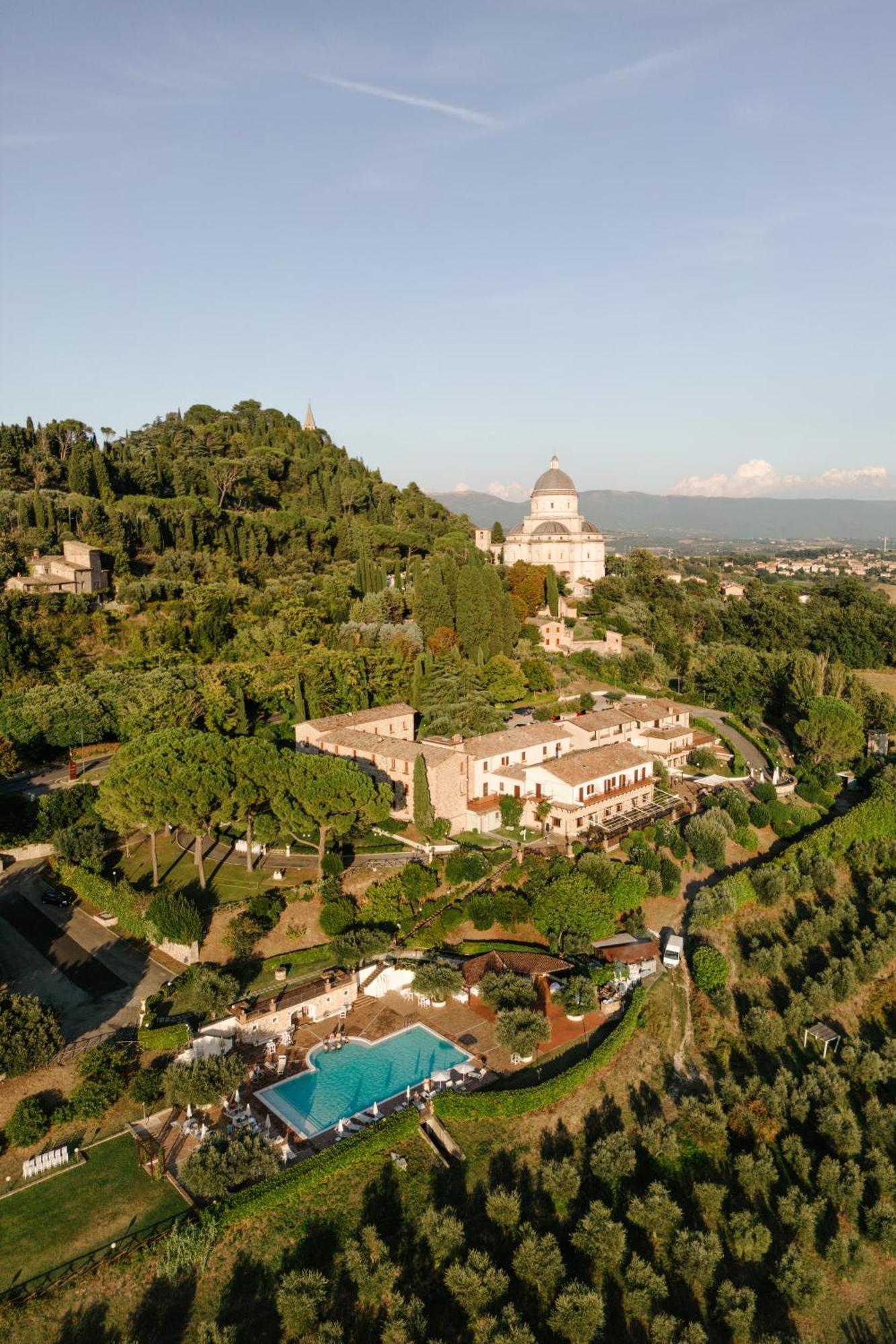 Hotel Bramante Todi Eksteriør billede